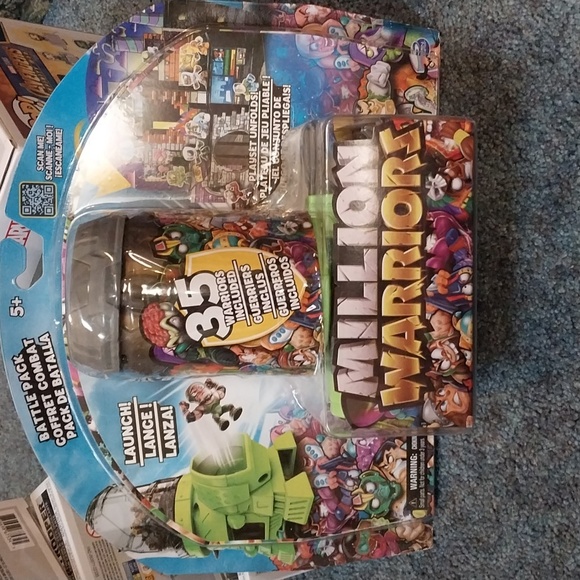Million Warriors Battle Pack - Picture 1 of 1